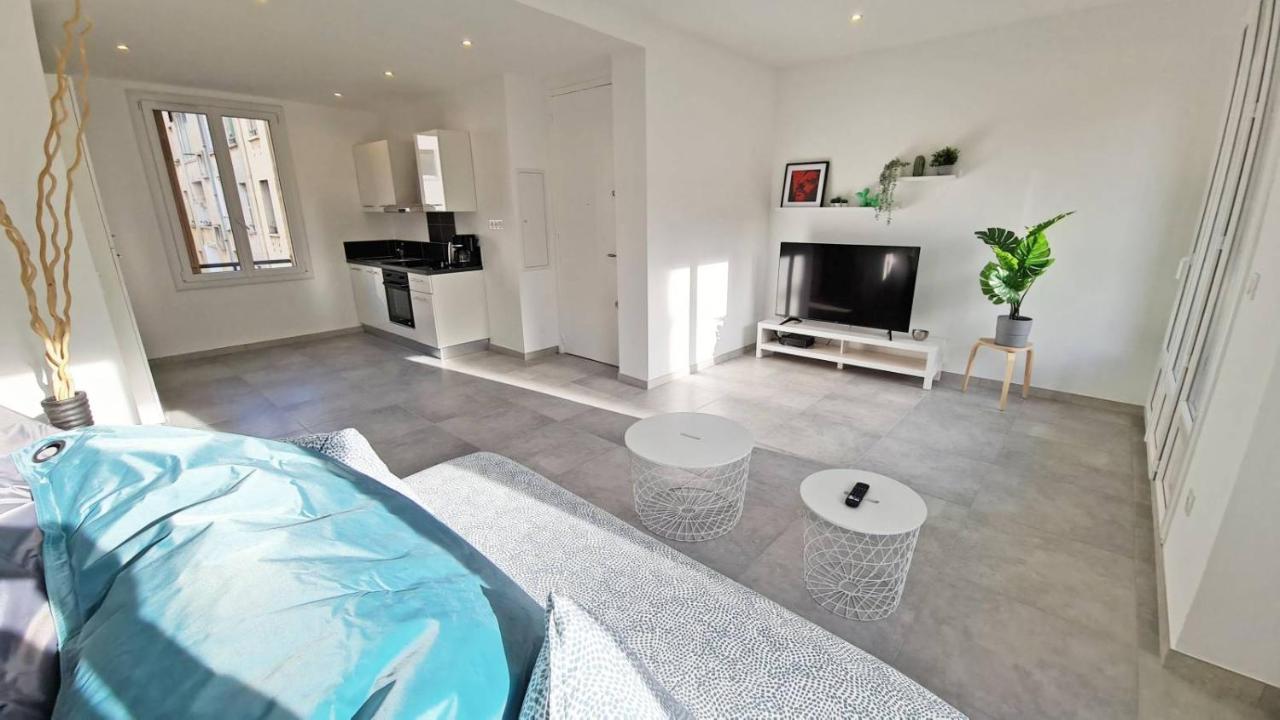 Maxbnb - T2 Balcon 50M2 - Climatise - Ouest - Toulon Exterior foto